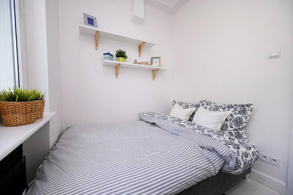 Saska Kepa -Ul. Francuska 2' Min Apartment วอร์ซอ ภายนอก รูปภาพ