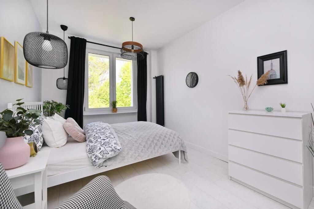 Saska Kepa -Ul. Francuska 2' Min Apartment วอร์ซอ ภายนอก รูปภาพ