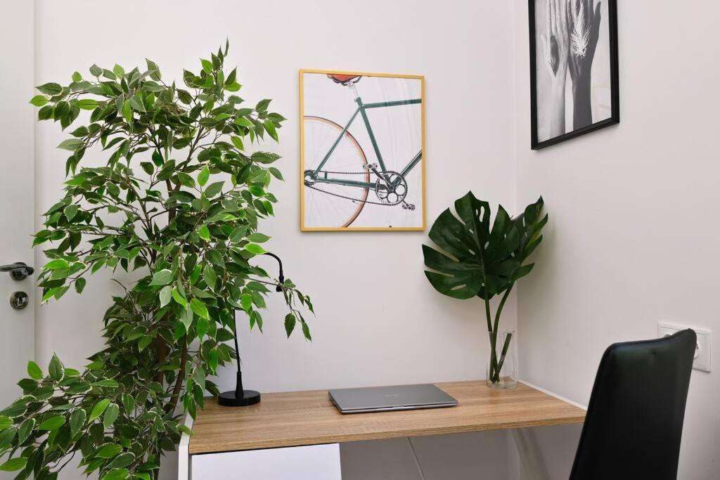 Saska Kepa -Ul. Francuska 2' Min Apartment วอร์ซอ ภายนอก รูปภาพ