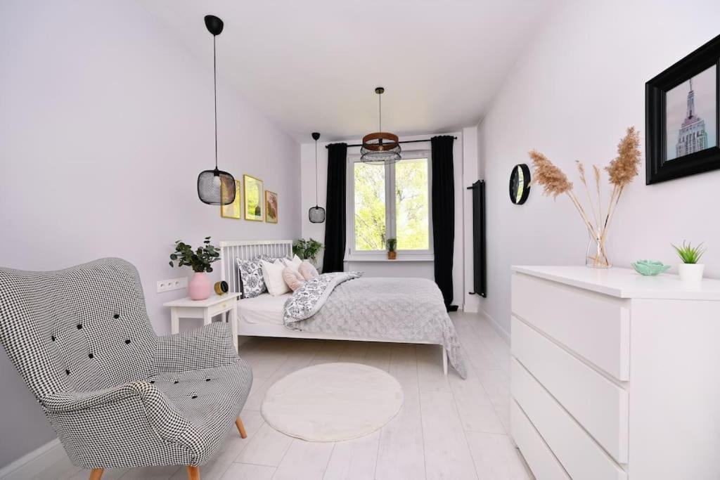 Saska Kepa -Ul. Francuska 2' Min Apartment วอร์ซอ ภายนอก รูปภาพ